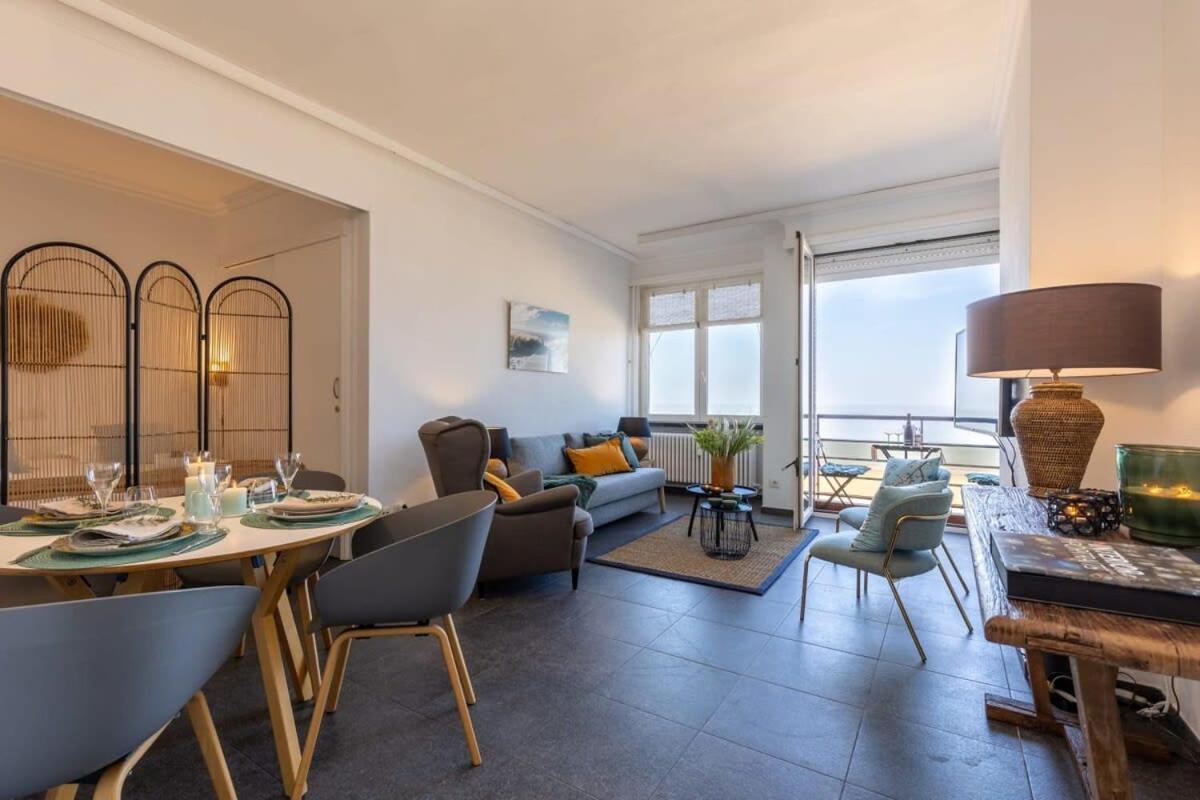 Huswell - Beautiful Spacious Studio With Frontal Sea View Knokke-Heist Ngoại thất bức ảnh