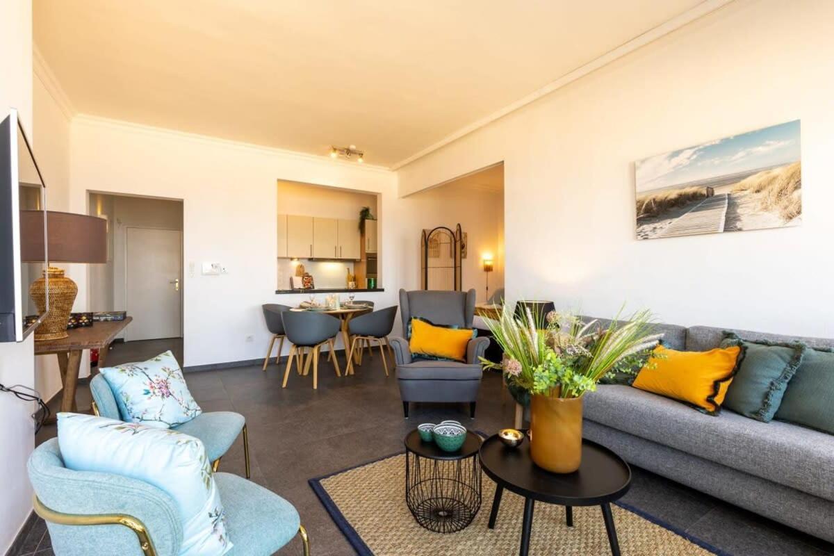 Huswell - Beautiful Spacious Studio With Frontal Sea View Knokke-Heist Ngoại thất bức ảnh